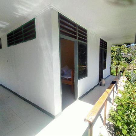 Wisma Kelimutu Ende Exterior photo